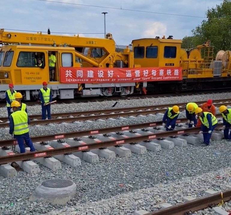 477861_radovi-na-pruzi-subotica-novi-sad-foto-j.l-1_iff